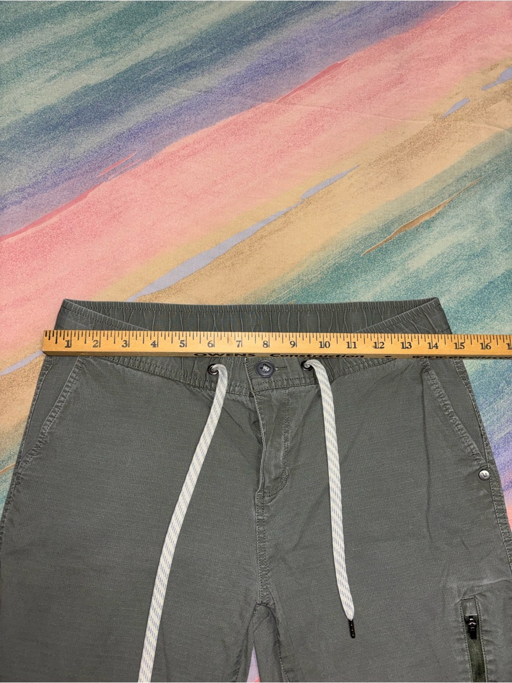 Vuori Ripstop Pants Women’s size M DuraTerra Army Green MId-Rise Hiking Outdoor - Picture 7 of 8
